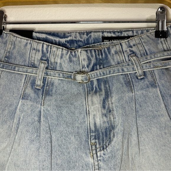 NWT BLANKNYC Paperbag denim shorts Size 29 - Picture 5 of 6